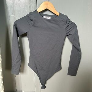 ARITZIA BABATON Crewneck contour bodysuit XS